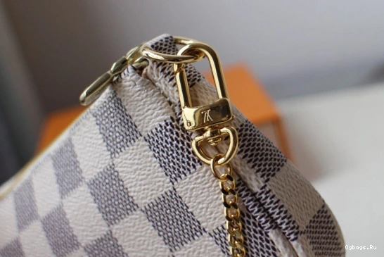 ACCESSOIRES MINI POCHETTE VUITTON LOUIS 0201